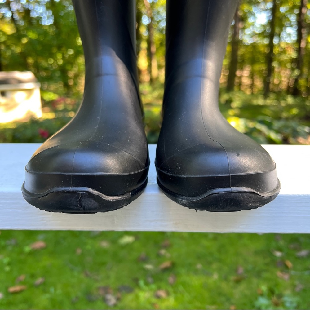 Black Kamik Rain Boots - Size 7 - Picture 10 of 11